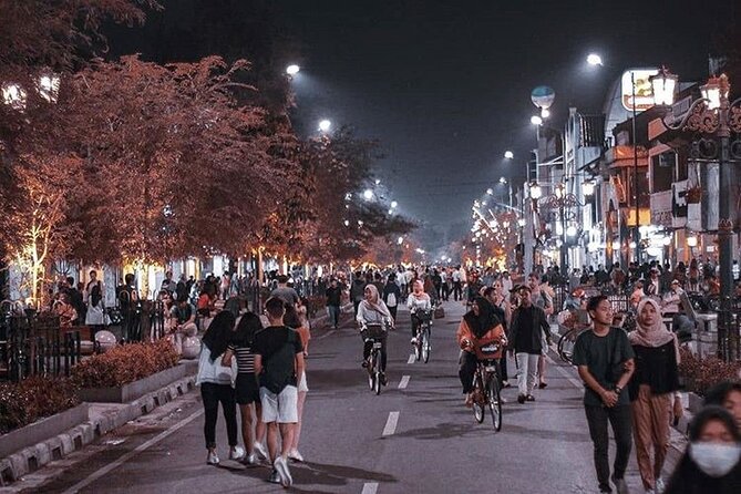 Night Walking Tour-Malioboro street food with guide at Yogyakarta - Key points to know before booking