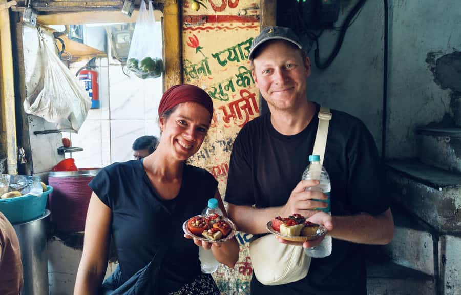 Old Delhi: 3-hour Street Food Tour - Jalebi and samosa at an old Delhi shop