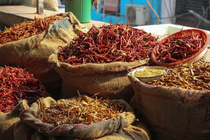 Old Delhi Street Food and Spice Market Tour - Practical details that affect your day
