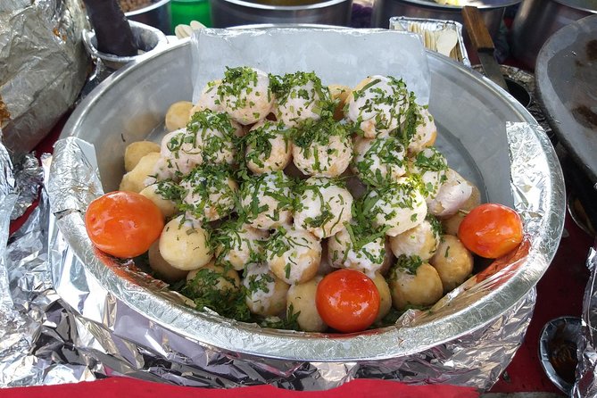 Old Delhi Street Food Tour With Spice Market On Tuk Tuk - Paranthe Wali Gali and JB Kachori Wala