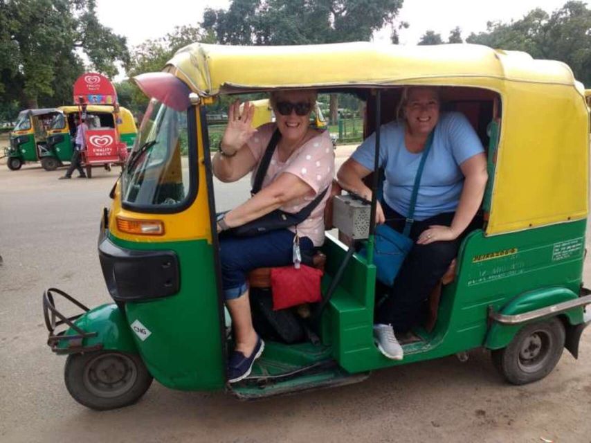 Old & New Delhi Private Day Tour with Expert Guide - Akshardham Temple and the Monday warning