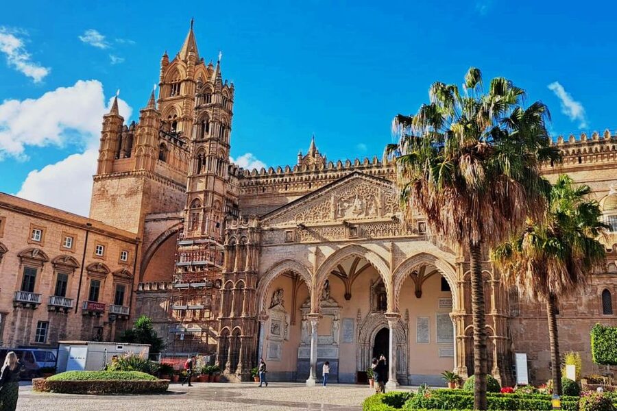 Palermo: City Walking Tour & Street Food Tasting with Drink - Who should book this experience