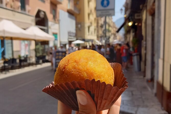 Palermo Sicilian Street Food Tour: Small Group by Do Eat Better - Starting on Via Vittorio Emanuele with Palermo’s boldest bites