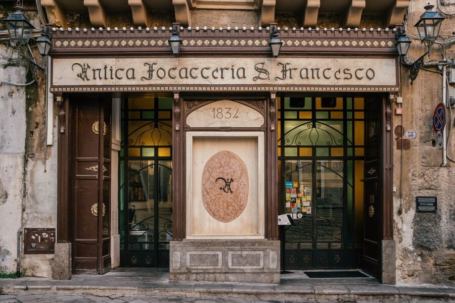 Palermo Sicilian Street Food Tour: Small Group with a Local - Drinks, Dietary Needs, and Portion Size