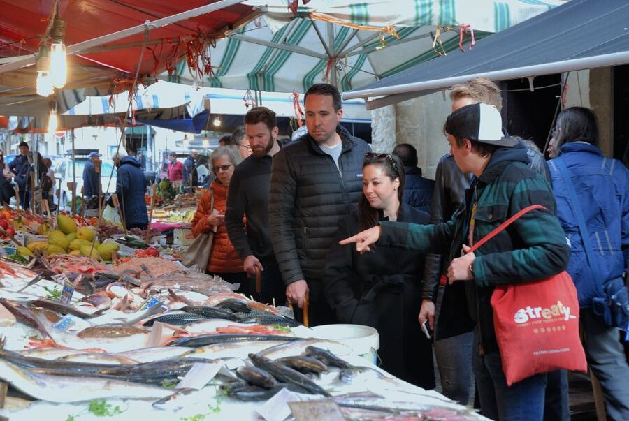 Palermo: Street Food and Local Market Tasting Tour - Meat, Cheese, Olives, and Pani ca’ Meusa