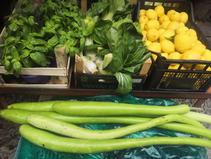 Palermo: Street Food Walking Tour with Local Guide & Tasting - Who should book this walk?