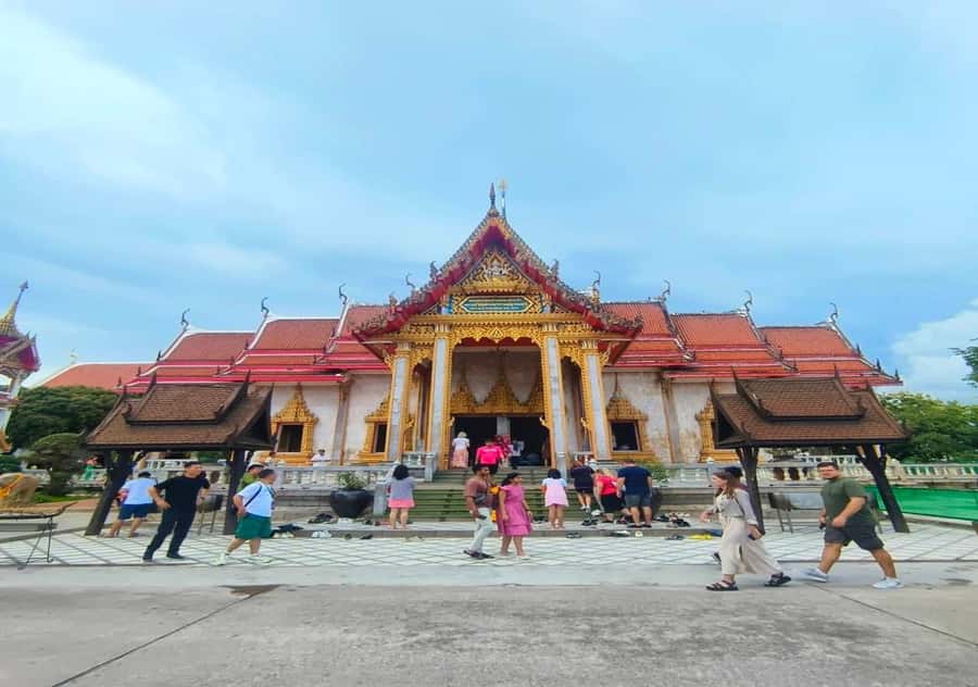 Phuket: Old Town + ATV 30Min Zipline 15Pform + Night Market - Chalong Temple and Phuket’s Buddhist traditions