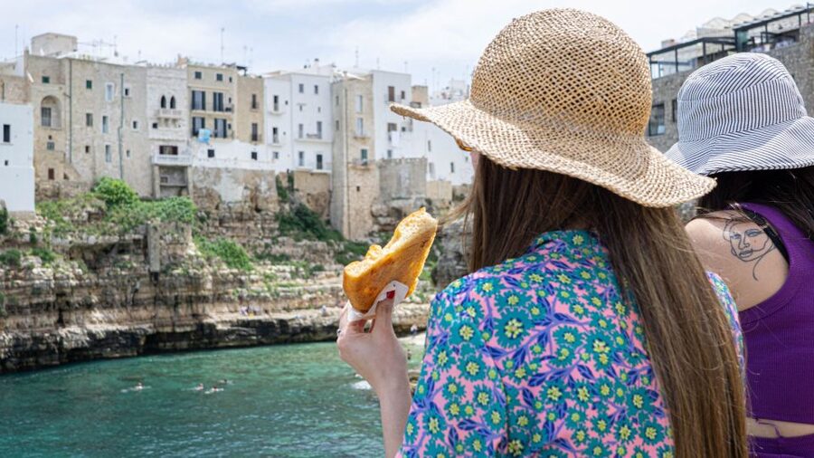 Polignano a Mare: Street Food Tour with Tastings and Wine - Booking details worth knowing