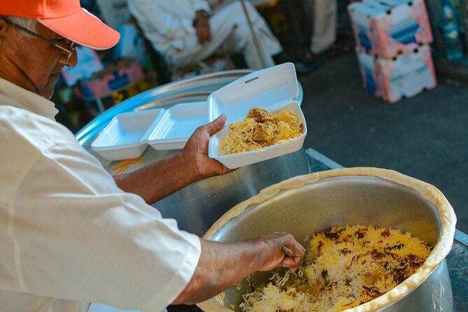 Port Louis Street Food and Cultural Walking Tour - Les Jardins de la Compagnie and the Farata Stop