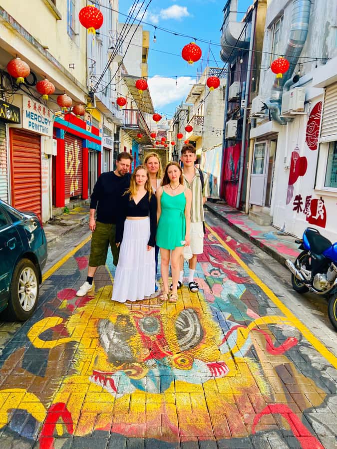 Port Louis: Street Food & City Tour - Company Garden, old buildings, and a quieter change of pace