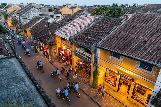 Private Boat Ride, Night Market, and Walking Tour in Hoi An - What the private format is worth at $119