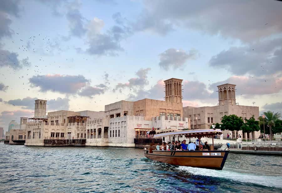 Private Dubai Old Town Tour,street food,Boat & Museums - Why Old Dubai deserves your first afternoon