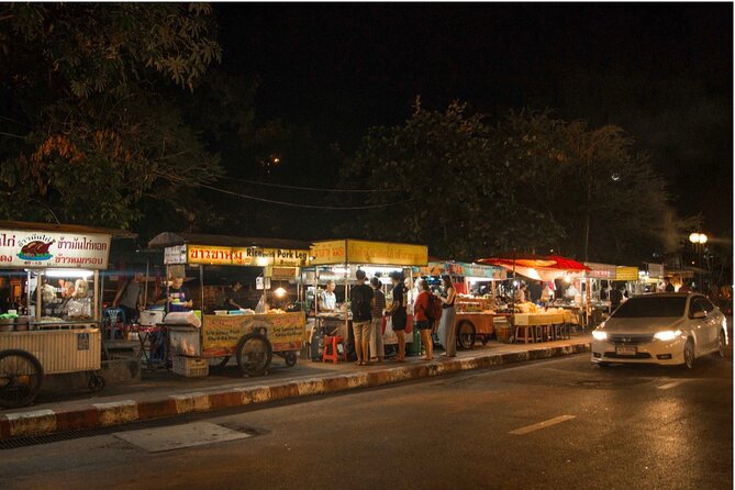 Private Half-Day Tour The Old Chiang Mai City With Street Foods - Khatum Corner closes the loop