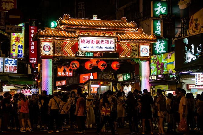 Private Keelung Food Tour with Local Markets & Tastings - Miaokou Night Market and the herb alley