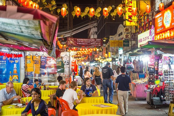Private Kuala Lumpur Night Market And Food Tour - Merdeka Square and the Sultan Abdul Samad Building