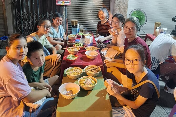 (Private/Motor/Cutural) Street food experience in Hanoi old quarter - Train Street, with an important practical caveat