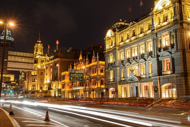Private Shanghai Evening Street Food Walking and Cruise Tour - What the private format adds