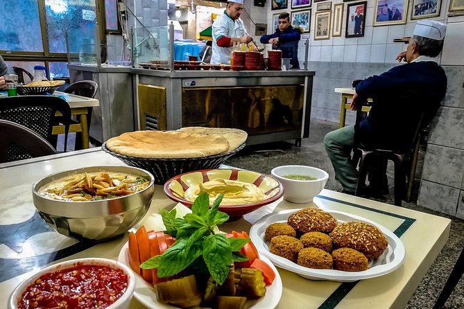 Private Street Food and Walking Tour Amman Downtown - The five details that shape the day