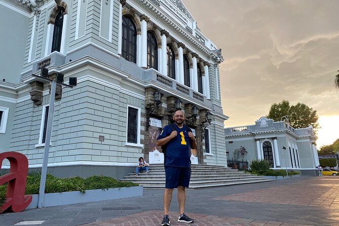 Private Street Food Tour and City Tour Guadalajara - Best Rated - How much walking and how much food?