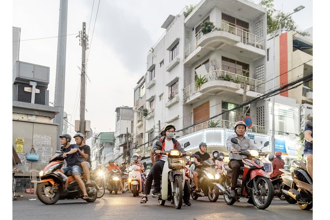 Private Street Food Tour by Scooter in Ho Chi Minh City - What you may eat along the way