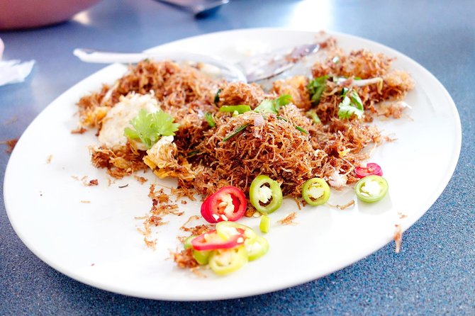 Private - STREET FOOD TOUR THONBURI incl. dinner - Wat Intharam and the story of King Taksin