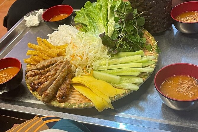 Private Street Food Tour with a Local Food Guide - Starting at 41 Luong Van Can in Hanoi’s Old Quarter