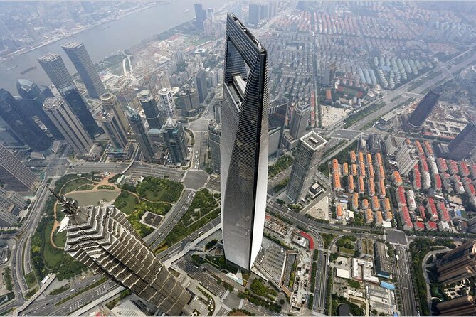 Private Street Food Walking Tour with Shanghai Tower Option - Four useful things to know before you book