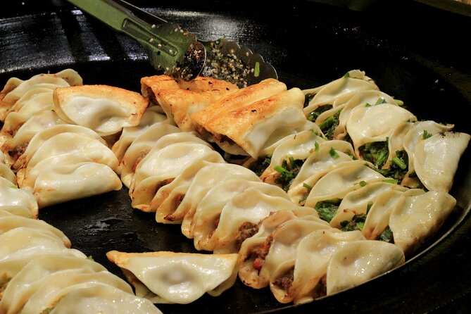 Private Street Food Walking Tour with Shanghai Tower Option - Should you book it?
