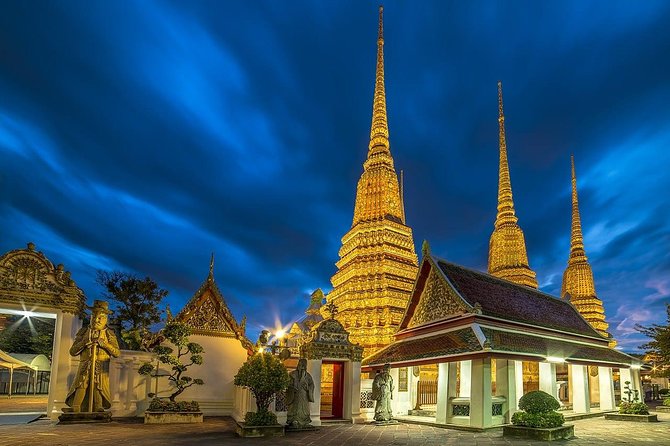 Private Tour : Bangkok Night Tour and Street food By Tuk Tuk and Boat - The Chao Phraya after dark