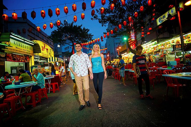 Private Tour : "Lepak-Lepak" at Local Night Market & Mamak Stall - What the food focus gets right, and where it falls short