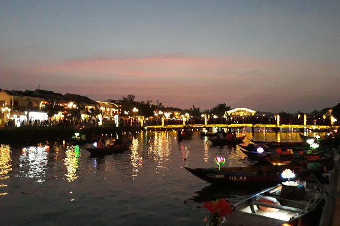 PRIVATE TOUR Marble Mountains-Hoi An Old town-Night Market-Boat - Hoi An after sunset and the night market
