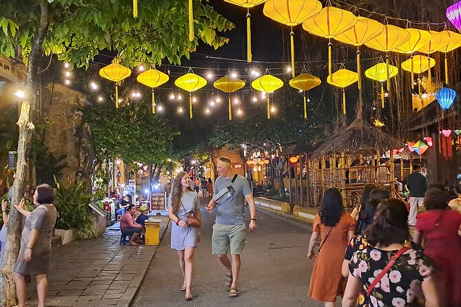 PRIVATE TOUR Marble Mountains-Hoi An Old town-Night Market-Boat - Who should book this experience?