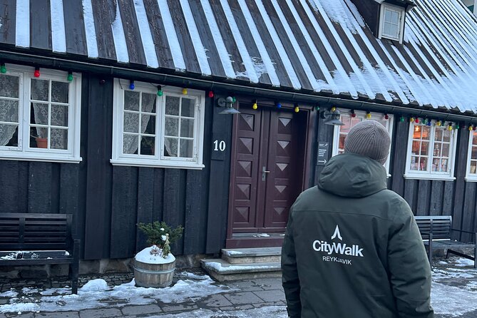 Reykjavik Street Food Walking Tour - Pace, weather, and what to wear
