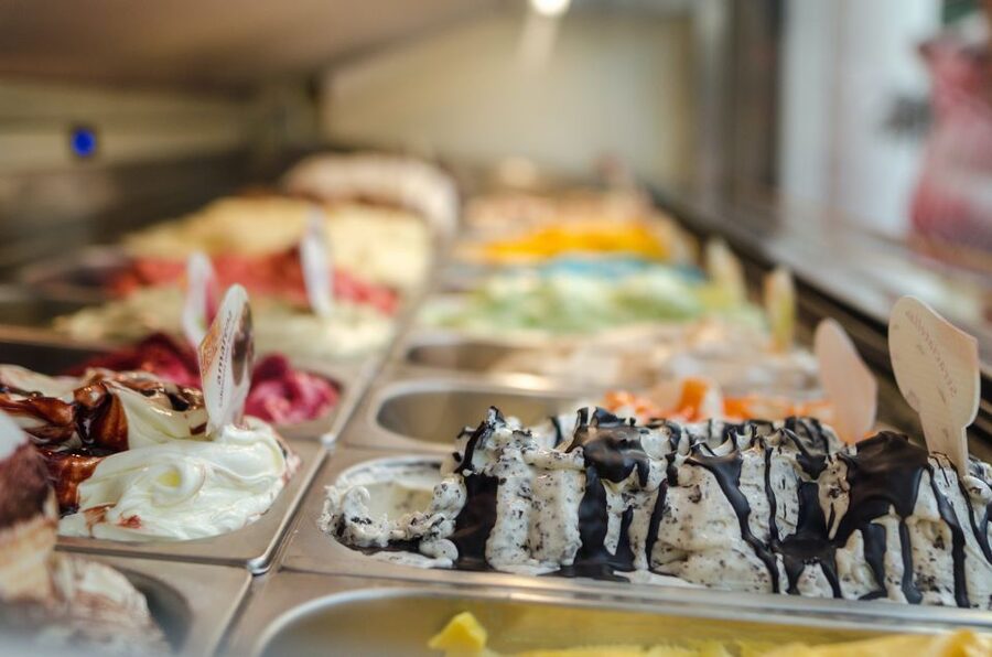 Rimini: Aperitivo & Street Food Tour Delights with a Local - The guide matters more than the menu