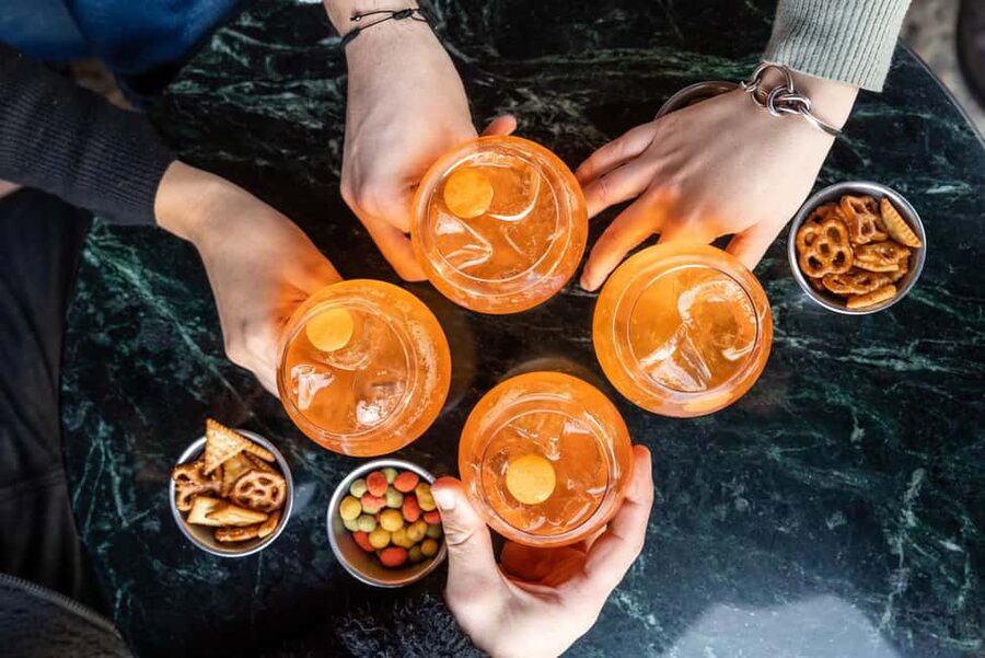 Rome: Aperitivo & Street Food Tour Delights - A Cocktail Beside the Pantheon