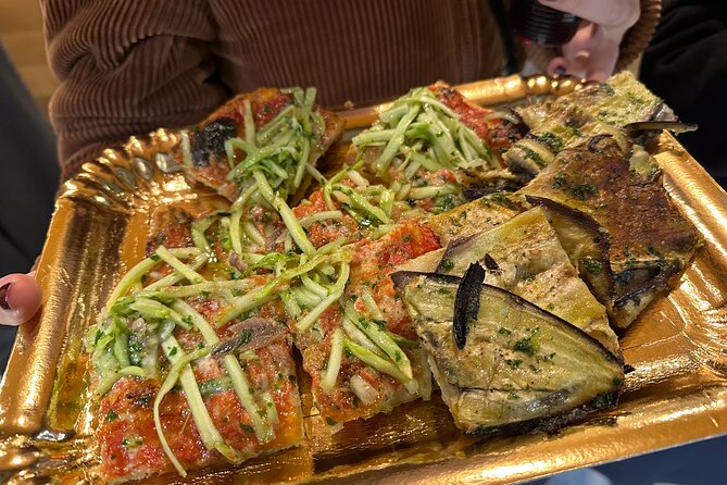 Rome City Center Largest Farmers Market and Street Food Tour - What the food and wine tasting includes