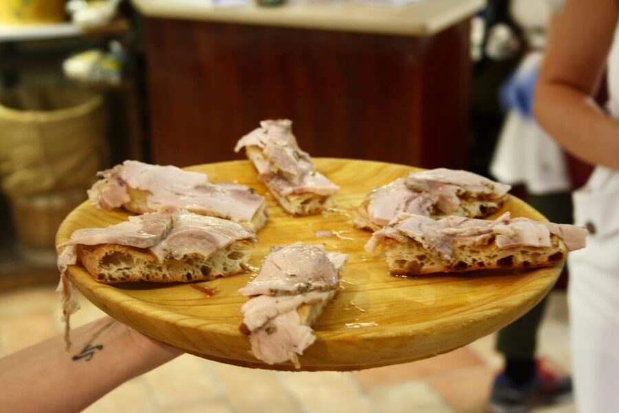 Rome: Discover Trastevere Street Food Guided Tour - What the walking conditions are really like