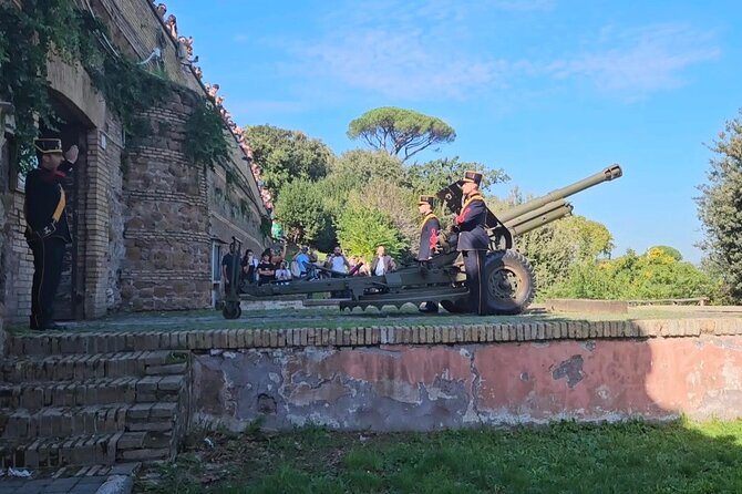 Rome Private Golf Cart and Street Food Tour - The Colosseum and Roman Forum from the road