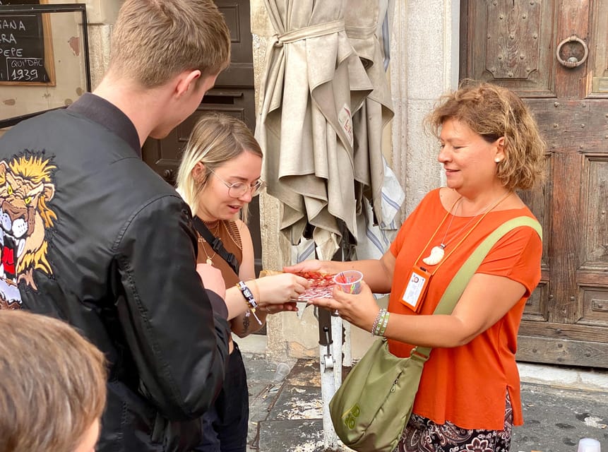 Rome Street Food: Delights at Campo dei Fiori & Ghetto Area - Via dei Chiavari and the essential supplì