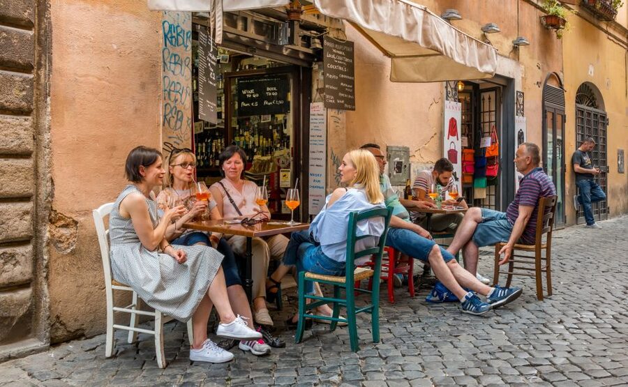 Rome Street Food: Small Group Tour in the Historic Centre - A second street-food stop and the value of small shops