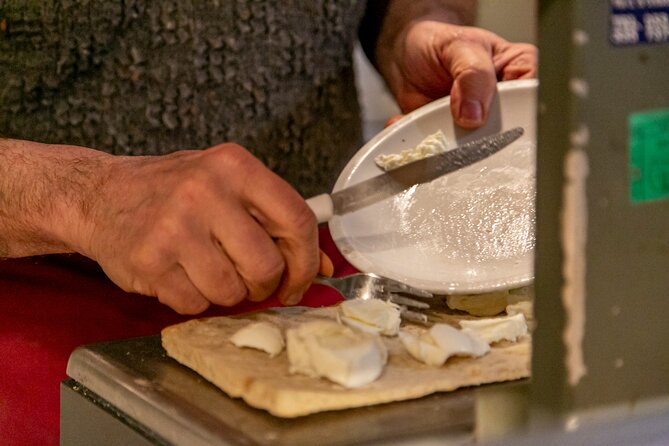 Rome Street Food Tour With a Local Guide Including Pizza, Ice-Cream & Much More! - Why Food Is a Good Way to Meet Rome