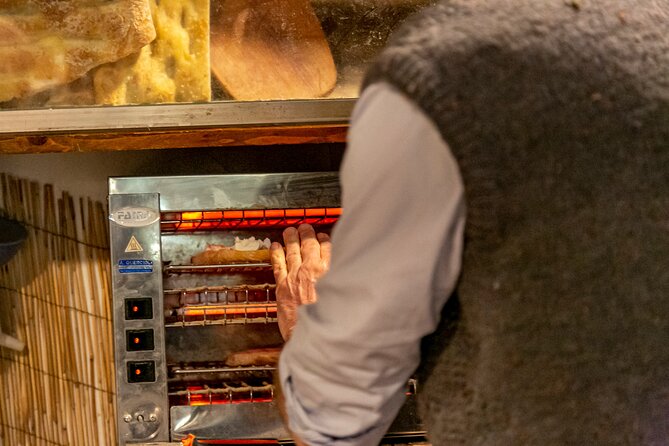 Rome Street Food Tour With a Local Guide Including Pizza, Ice-Cream & Much More! - The Route Beyond the First Half Hour