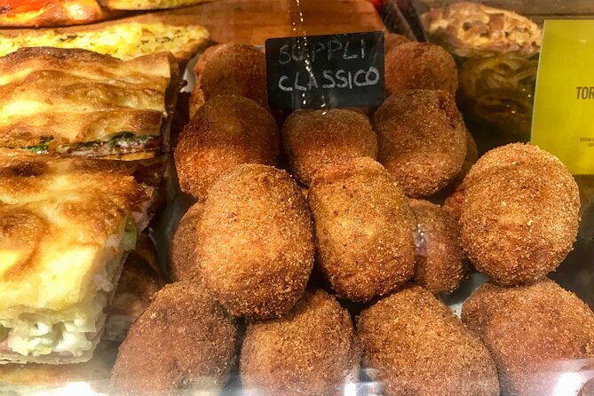 Rome: Street Food Tour with Local Guide - Via dei Chiavari and the art of the Roman snack