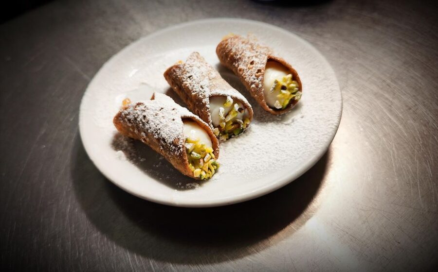 Rome: Trastevere and Jewish Ghetto Street Food Walking Tour - Who will enjoy this tour most