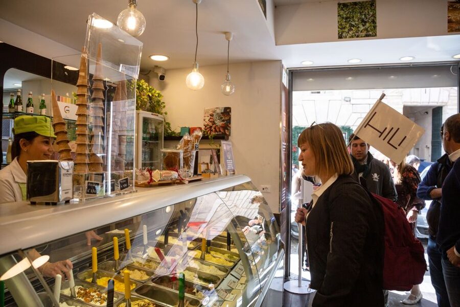 Rome: Trastevere & Campo de Fiori Street Food Walking Tour - Who should book this Rome food tour?