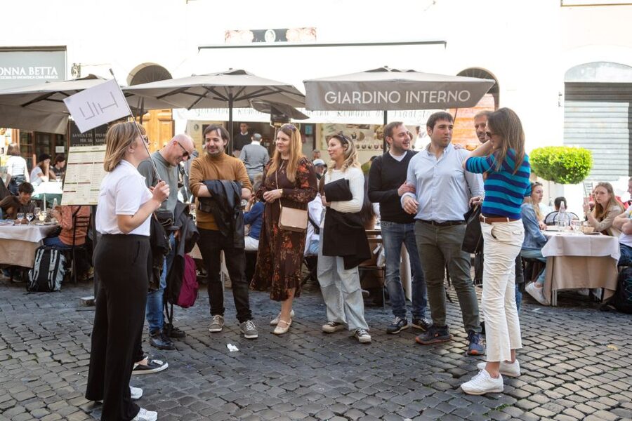 Rome: Trastevere & Campo de Fiori Street Food Walking Tour - Gelato at Gelateria Regusto