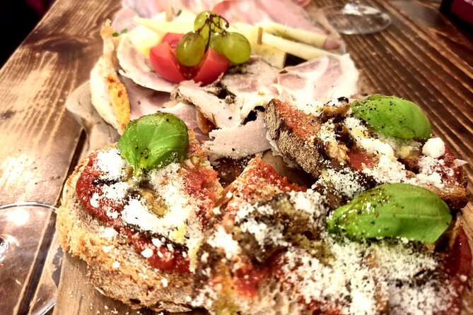 Rome: Trastevere Street Food Tour with Local Expert - Vicolo della Renella and Roman bakery pizza