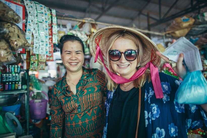 Saigon at Sunset: Ultimate Street Food Experience - Thien Hau Temple and the Chinese Saigon connection