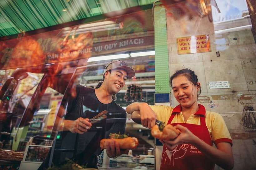 Saigon at Sunset: Ultimate Street Food Experience - What the 210-minute schedule feels like