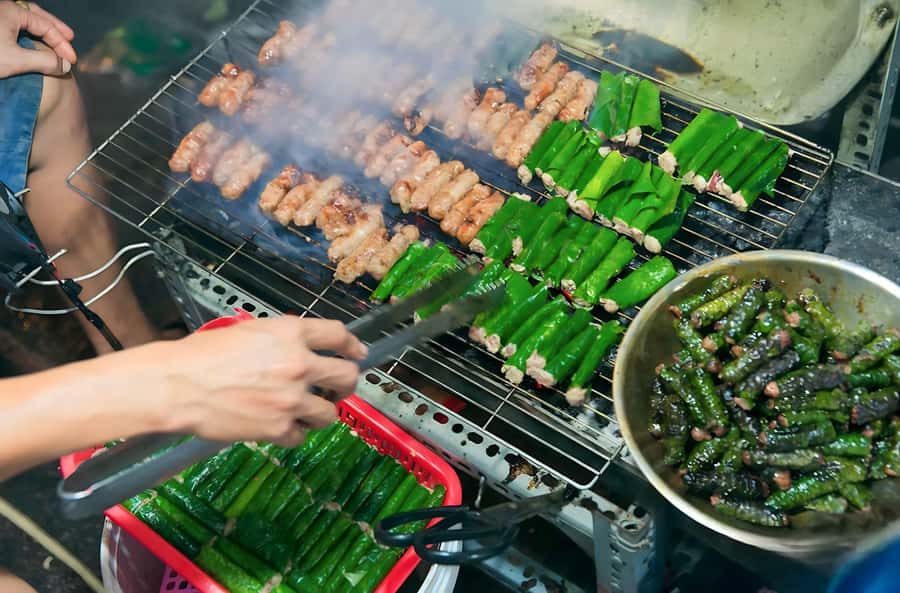 Saigon: Best Price Authentic Walking Street Food Tour - Starting at Bún Bò Xưa in District 1